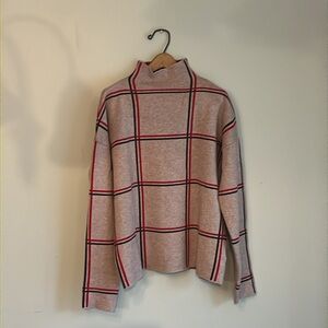 Tahari Sz Med, Mock Turtle Neck Sweater, beige Red Black Design Used Great shape